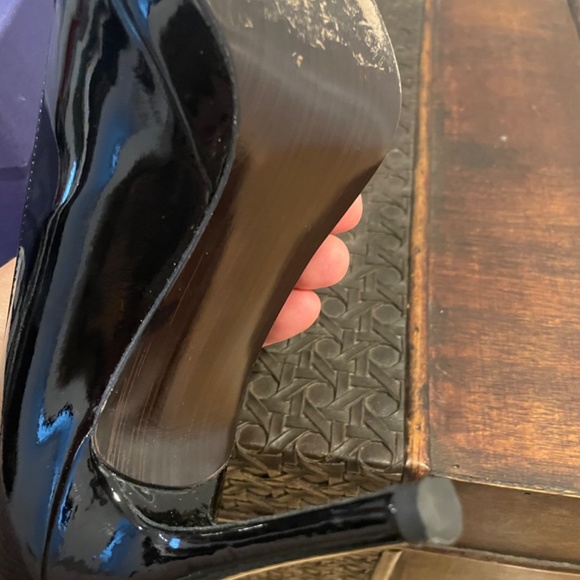 Stuart Weitzman Patent Leather - Picture 3 of 4